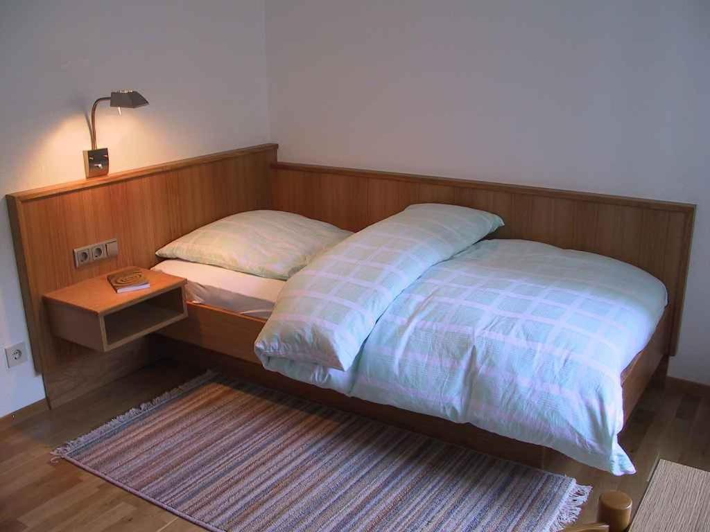 Gruener Kranz Otel Heilbronn Oda fotoğraf